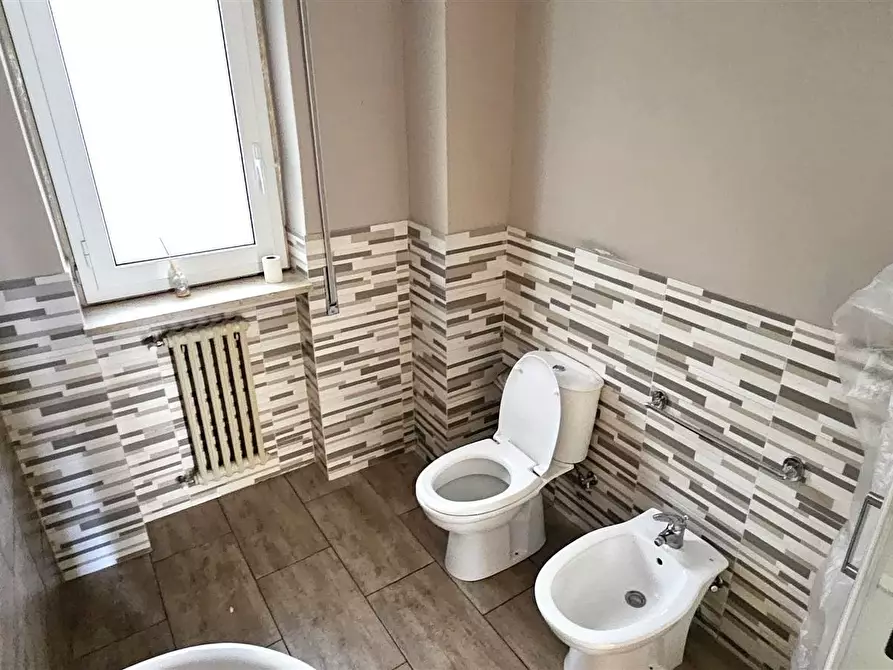 Immagine 21 di Appartamento in vendita  a Catania