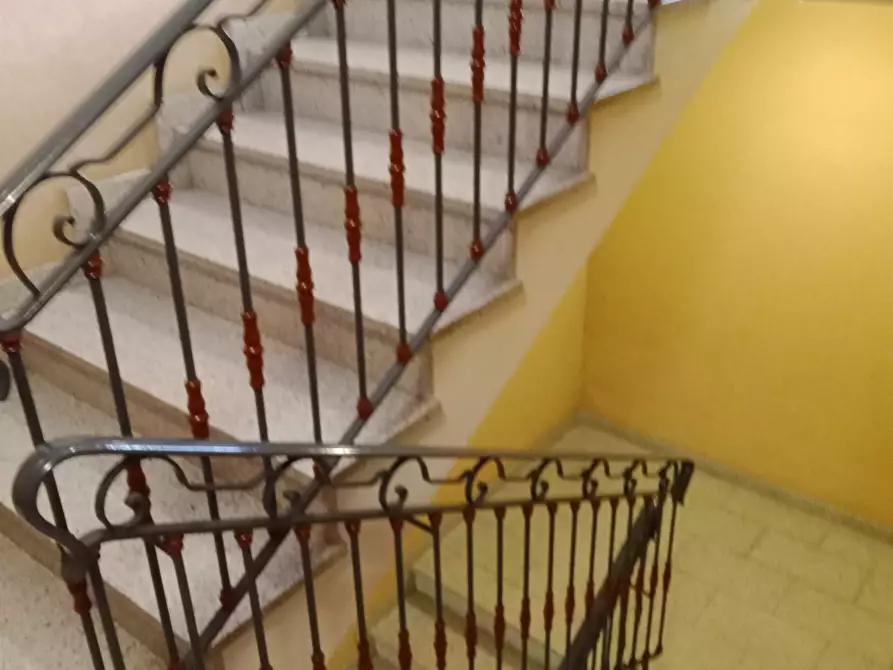 Immagine 13 di Bilocale in vendita  in Via Vittorio Emanuele 369 a Bordighera