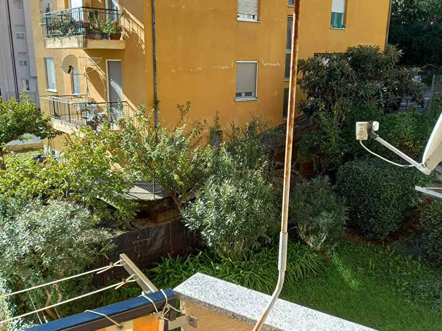 Immagine 11 di Quadrilocale in vendita  in Piazza Due Strade 2 a Bordighera