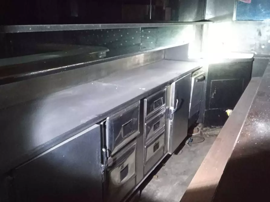 Immagine 4 di Showroom in vendita  in Via Arziglia 111 a Bordighera