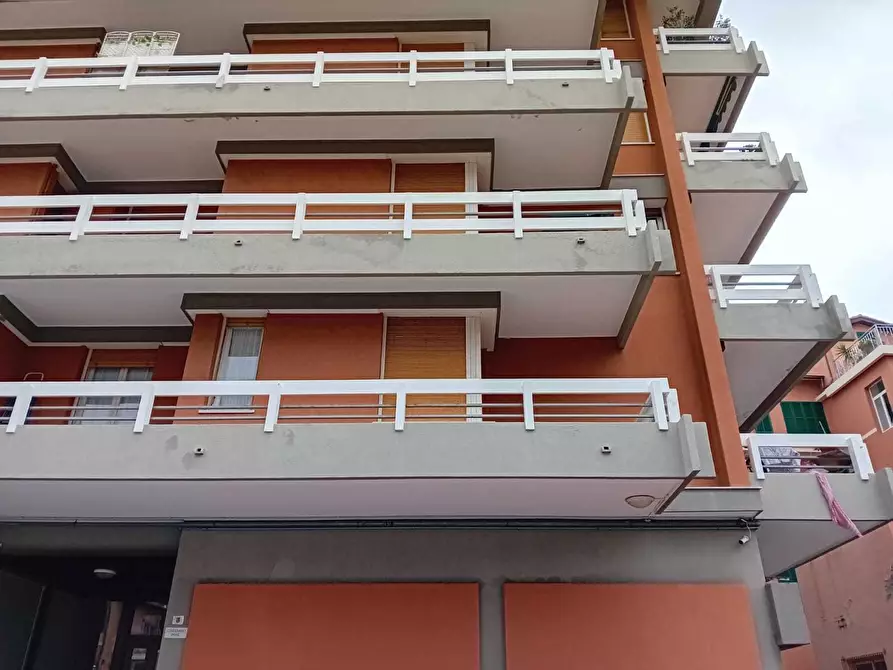 Immagine 22 di Trilocale in affitto  in Via Braie 3 a Bordighera