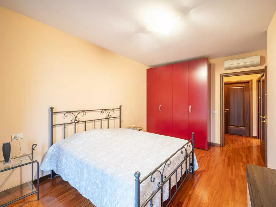 Immagine 21 di Bilocale in vendita  in Largo Monsignor Luigi Calza 7 a Parma