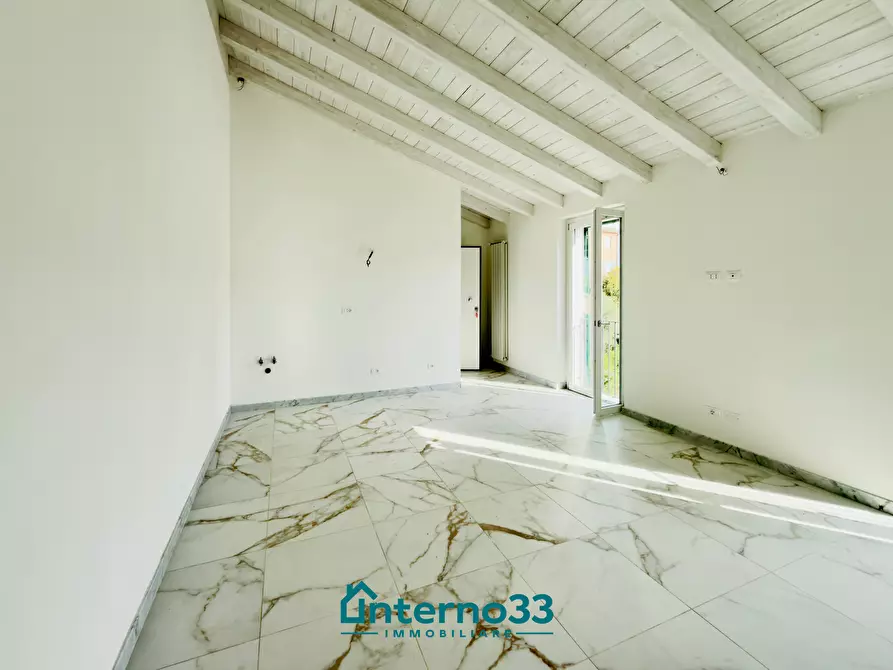 Immagine 2 di Appartamento in vendita  in Via del Botteghino 17N a Ameglia