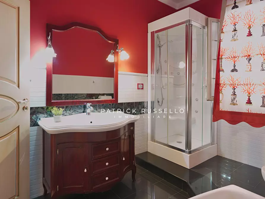 Immagine 26 di Quadrilocale in vendita  in Via Casilina 7 a Gela