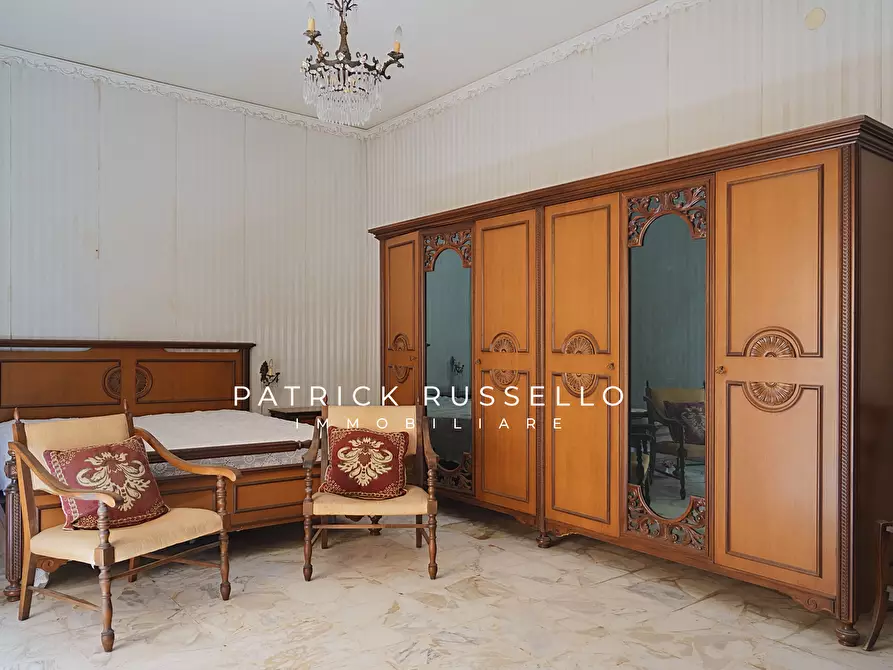 Immagine 26 di Quadrilocale in vendita  in Via Formia 40 a Gela