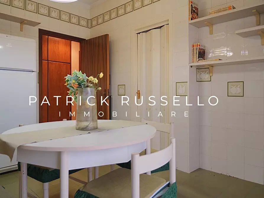 Immagine 9 di Quadrilocale in vendita  in Viale Cortemaggiore 87 a Gela