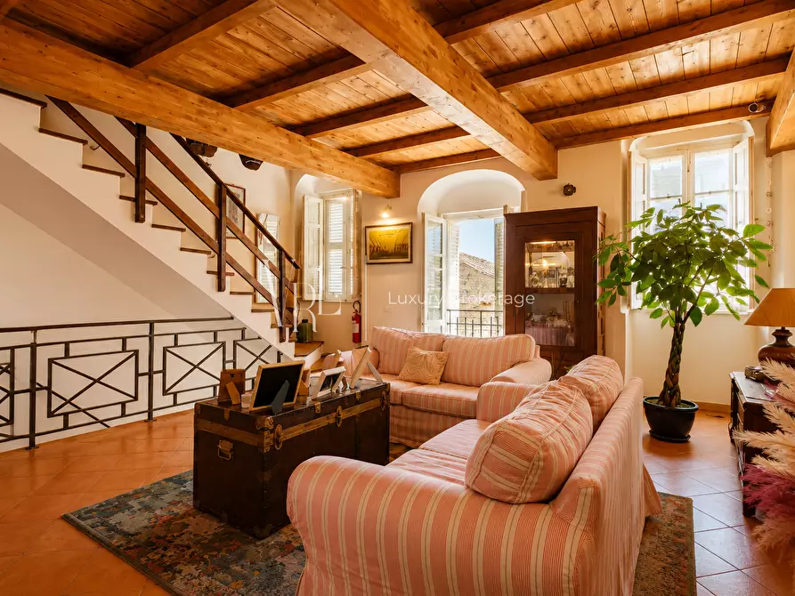 Immagine 4 di Casa indipendente in vendita  a Tivoli