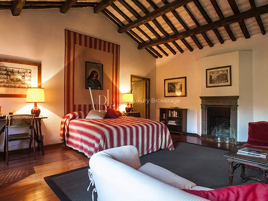 Immagine 29 di Casa indipendente in vendita  a Roma
