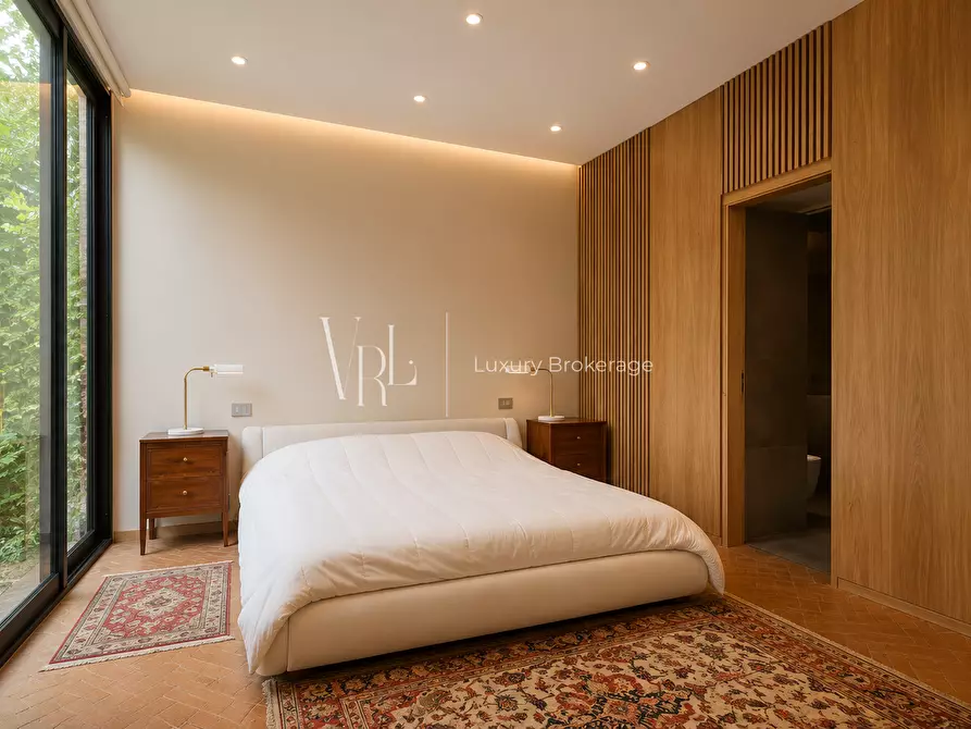Immagine 14 di Villa in vendita  a Roma