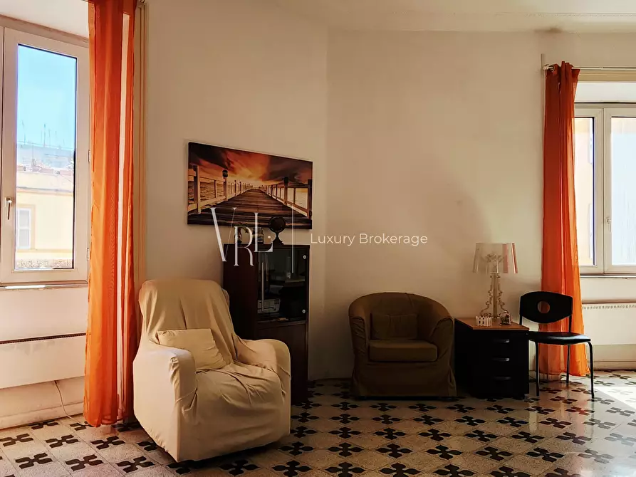 Immagine 5 di Pentalocale in vendita  a Roma