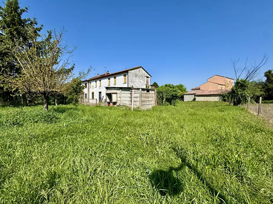 Immagine 12 di Casa bifamiliare in vendita  in Via Ponte Santa Croce 2 a Rovigo