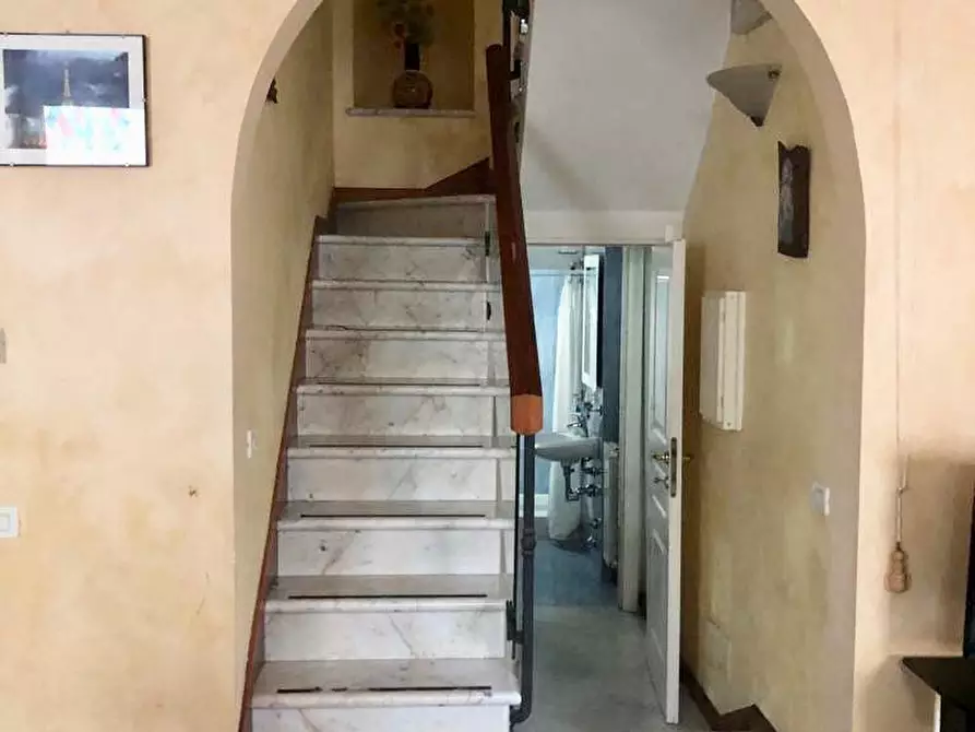 Immagine 5 di Villetta a schiera in vendita  a Viareggio