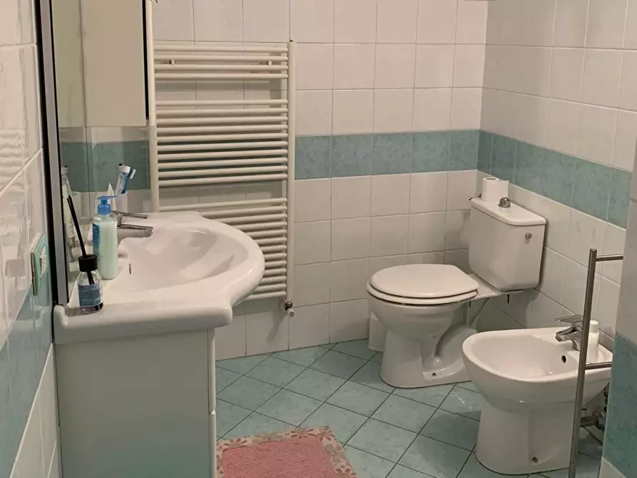 Immagine 13 di Villetta a schiera in affitto  a Viareggio