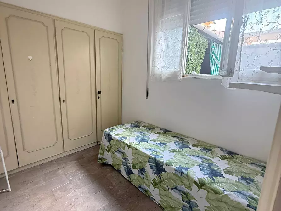 Immagine 10 di Appartamento in affitto  a Viareggio