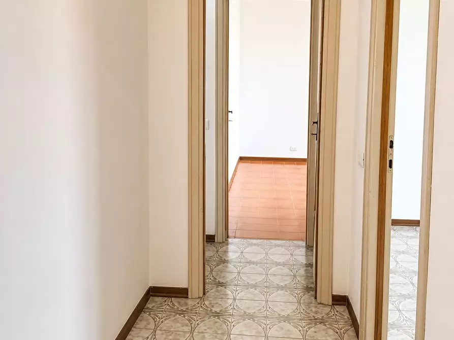 Immagine 2 di Quadrilocale in vendita  a Viareggio