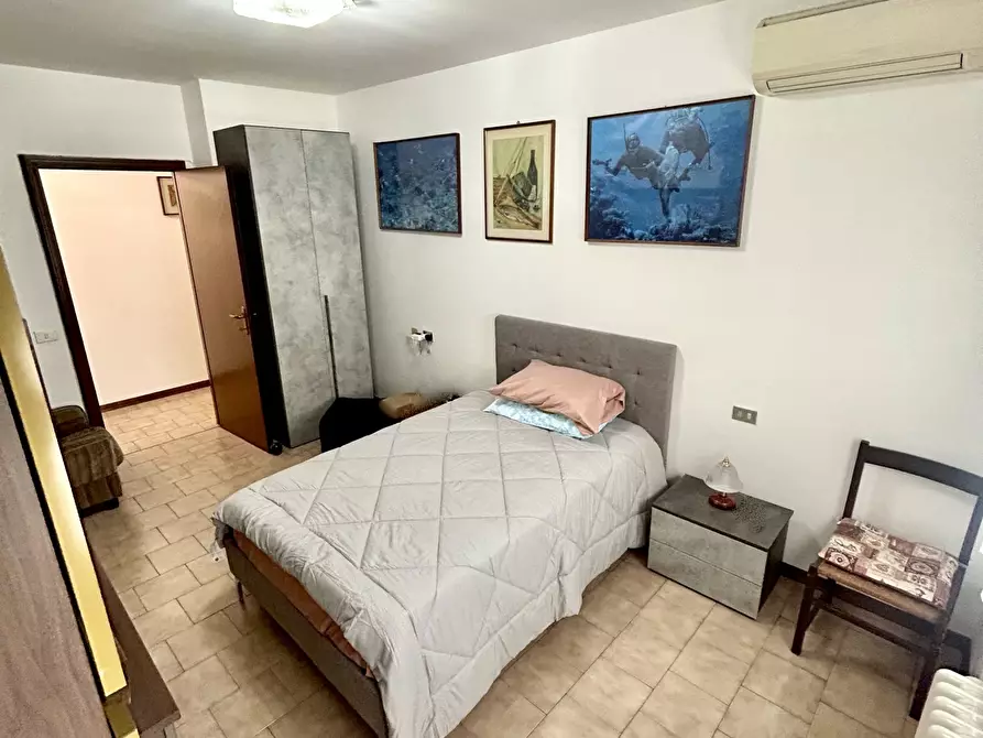 Immagine 8 di Quadrilocale in vendita  in Via Tommaso Casini 8 a Bologna