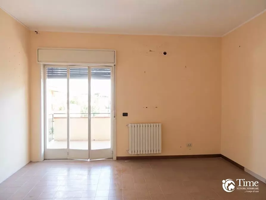 Immagine 27 di Pentalocale in vendita  in Via delle Azalee 13 a Misterbianco