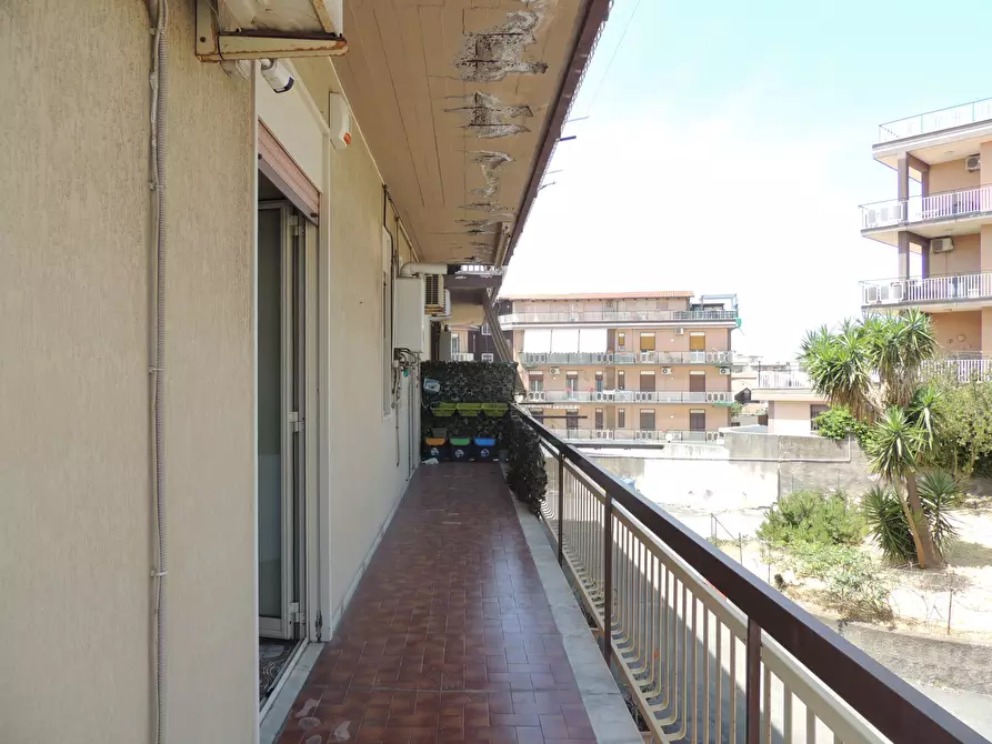 Immagine 32 di Quadrilocale in vendita  in Via Antonio Gramsci 55 a Gravina Di Catania