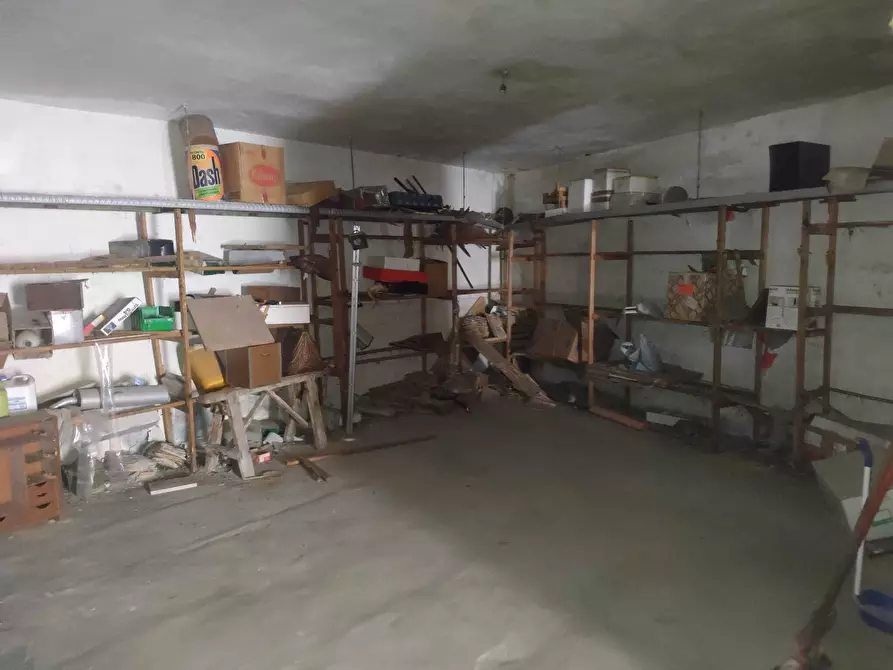 Immagine 8 di Garage in vendita  in Via Ficarazzi 15 a Catania