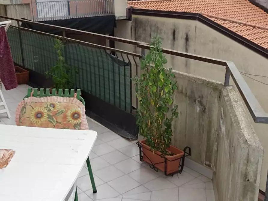 Immagine 12 di Quadrilocale in vendita  in Via Antonino Corsaro 8 a Camporotondo Etneo