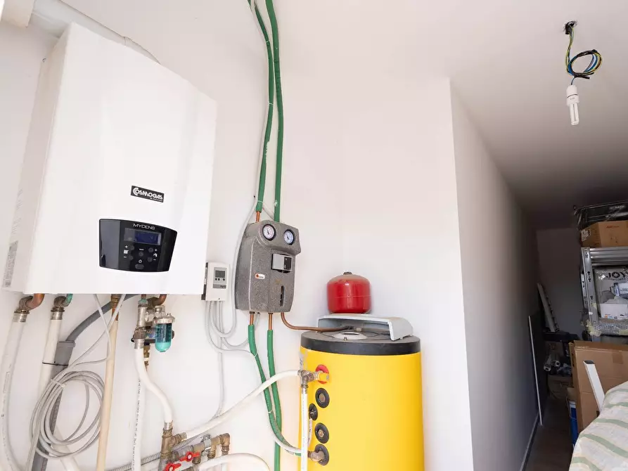 Immagine 50 di Casa bifamiliare in vendita  in Via Catanzaro 11 a San Giovanni La Punta