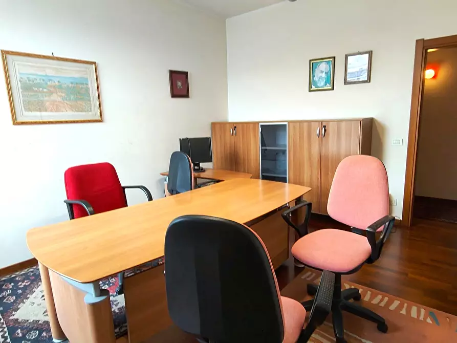 Immagine 2 di Ufficio in affitto  in Corso Sicilia 4 a Catania