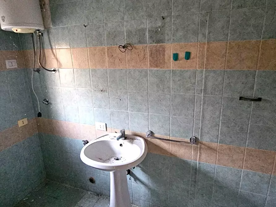 Immagine 26 di Terratetto in vendita  in Via Castromarino 66 a Catania