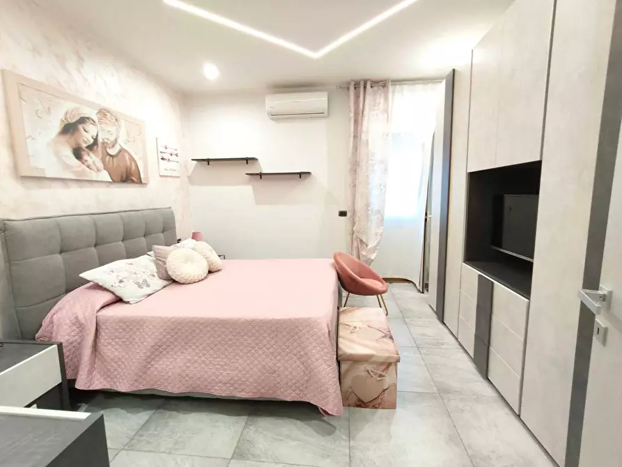 Immagine 29 di Trilocale in vendita  in Via Largo Calabria a Catania