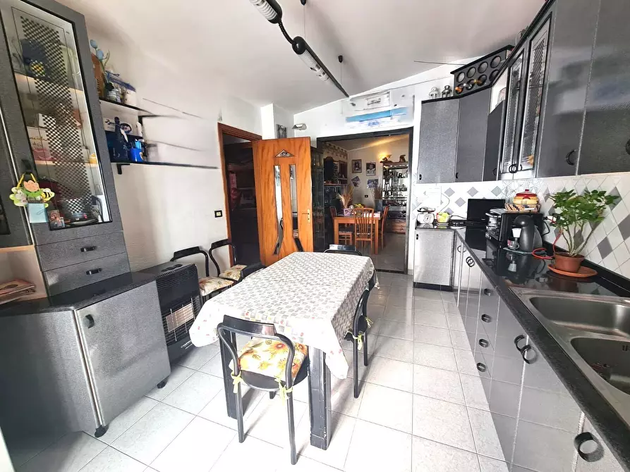 Immagine 4 di Appartamento in vendita  in Via Galermo 185 a Catania