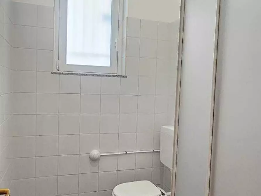 Immagine 18 di Attività artigianale in affitto  in Via Sciarelli 55 a Aci Castello