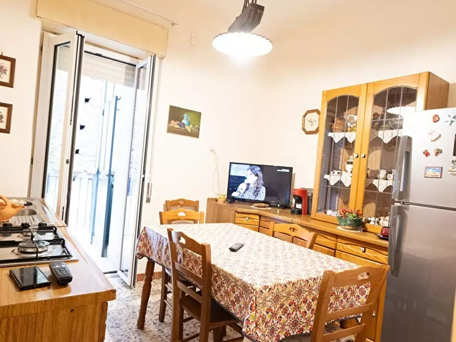 Immagine 26 di Pentalocale in vendita  in Via Caronda 178 a Catania