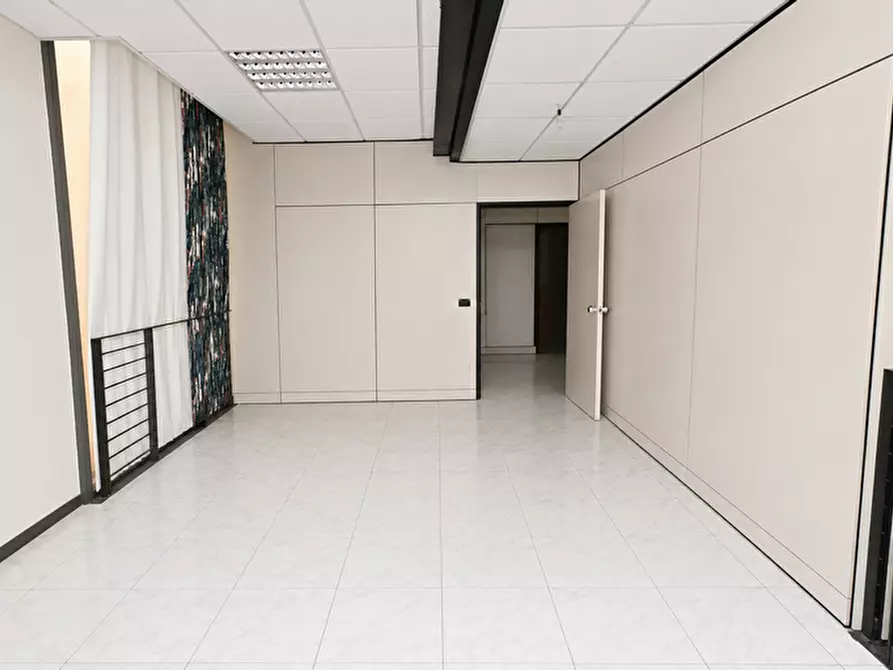 Immagine 14 di Appartamento in vendita  in Viale XX Settembre 28 a Sassuolo