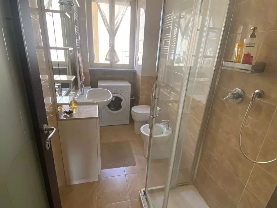 Immagine 15 di Quadrilocale in affitto  in Via Salbertrand 57 a Torino