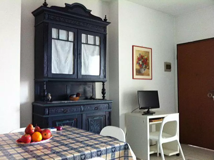 Immagine 12 di Quadrilocale in affitto  in Lungomare Argentina 10 a Bordighera