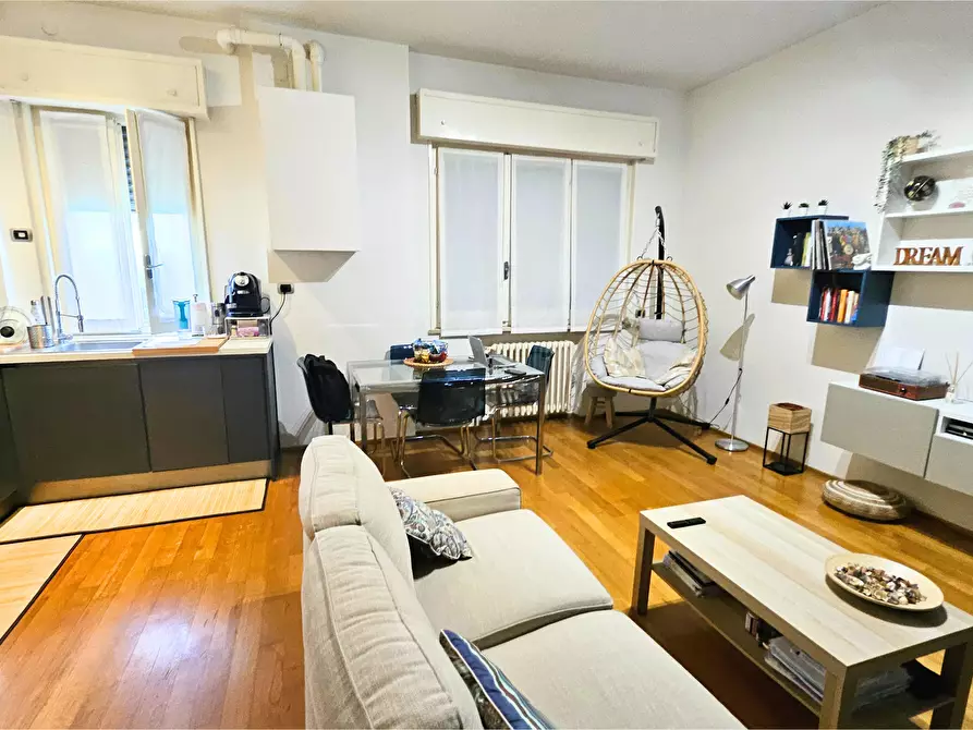 Immagine 11 di Bilocale in vendita  in Via Leonardo Da Vinci 20 a Parma