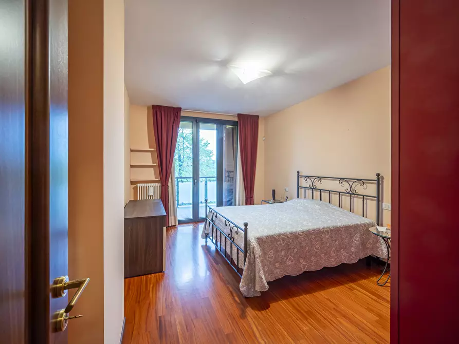 Immagine 19 di Bilocale in vendita  in Largo Monsignor Luigi Calza 7 a Parma