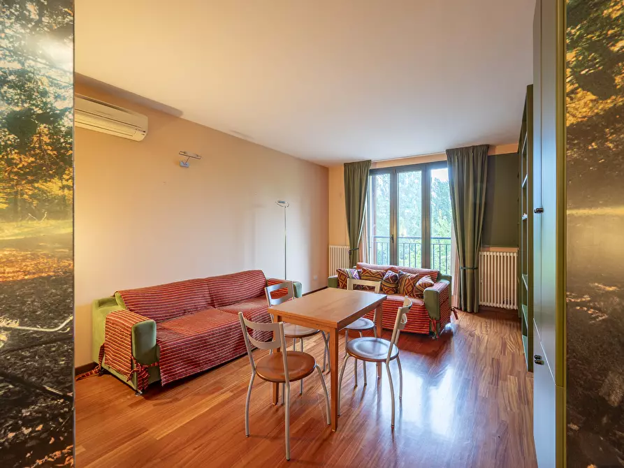 Immagine 10 di Bilocale in vendita  in Largo Monsignor Luigi Calza 7 a Parma