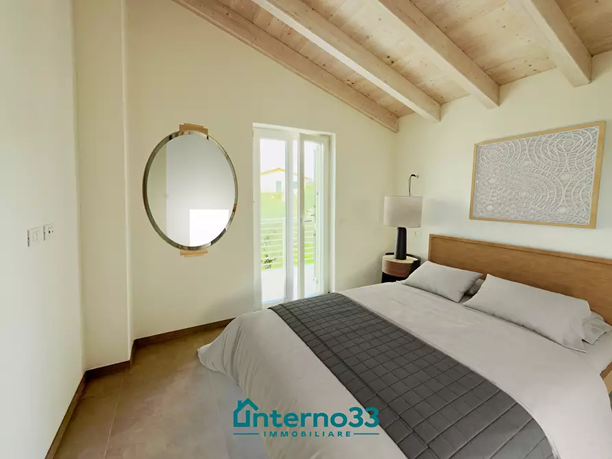 Immagine 12 di Villetta a schiera in vendita  in Via Dogana 30 a Ortonovo