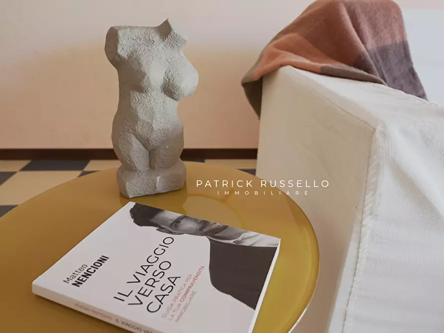 Immagine 21 di Quadrilocale in vendita  in Via Parioli 6 a Gela