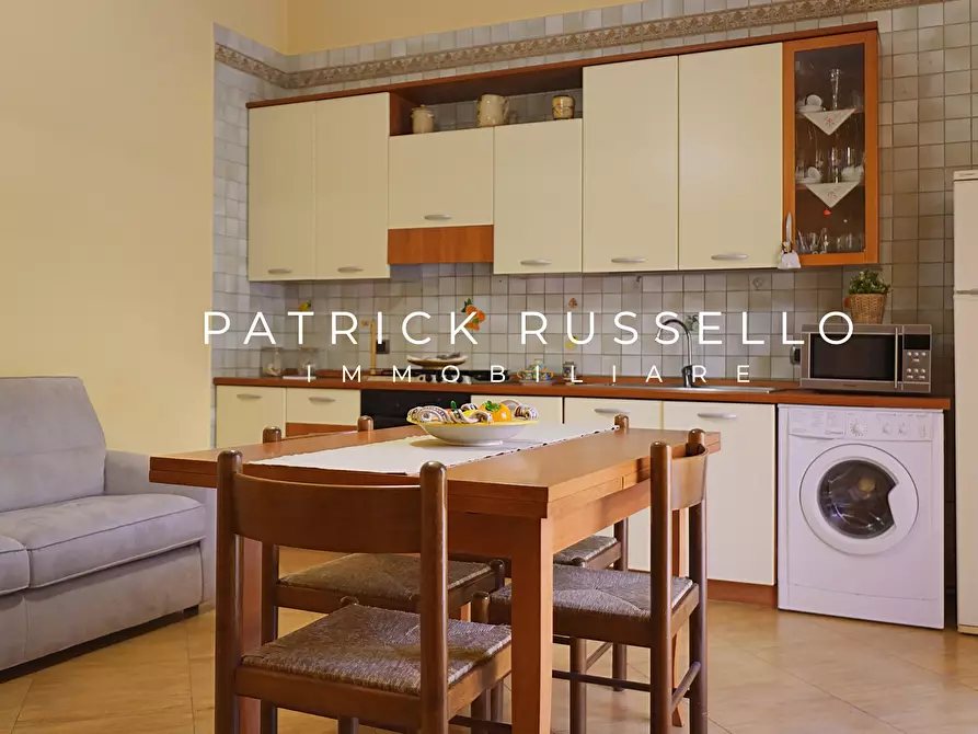 Immagine 7 di Trilocale in vendita  in Piazza Messico 5 a Gela