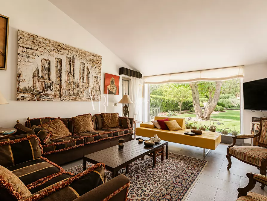 Immagine 10 di Casa bifamiliare in vendita  a Roma