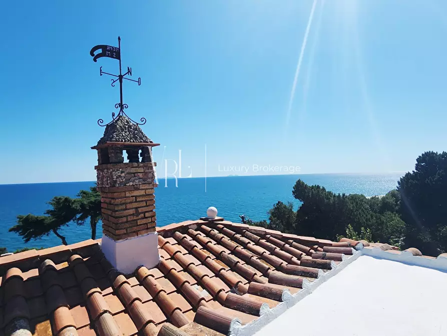 Immagine 18 di Villa in vendita  a San Felice Circeo