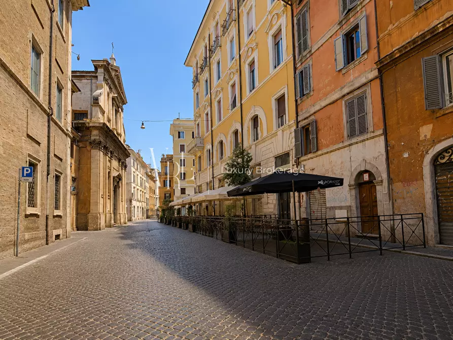 Immagine 7 di Appartamento in vendita  a Roma