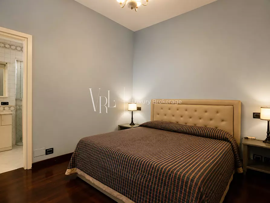 Immagine 39 di Villa in vendita  a Roma