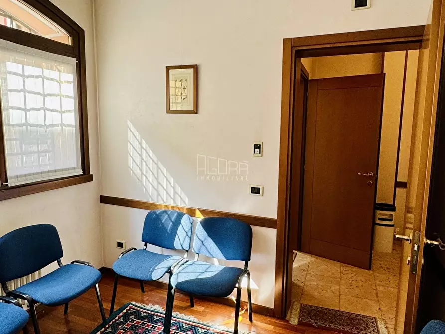 Immagine 2 di Ufficio in vendita  in Via Giuseppe Verdi 39 a Rovigo