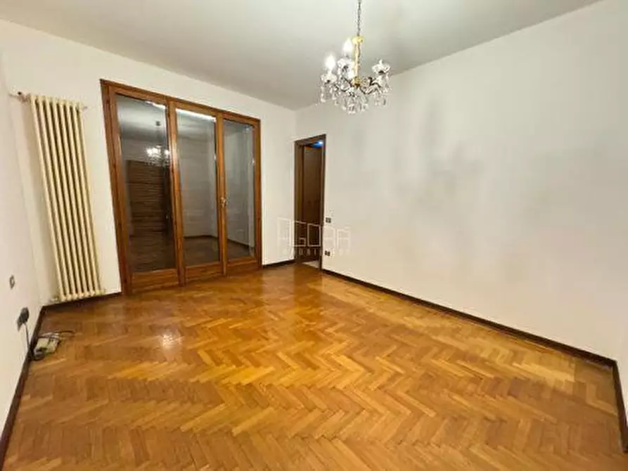 Immagine 3 di Casa indipendente in vendita  in Viale Tre Martiri 61d a Rovigo