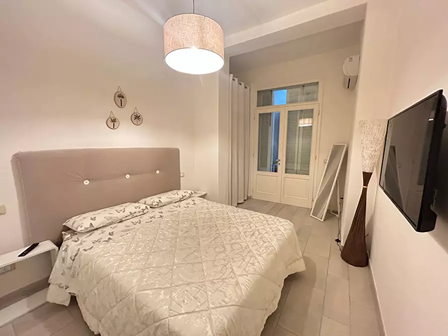 Immagine 8 di Bilocale in affitto  a Viareggio