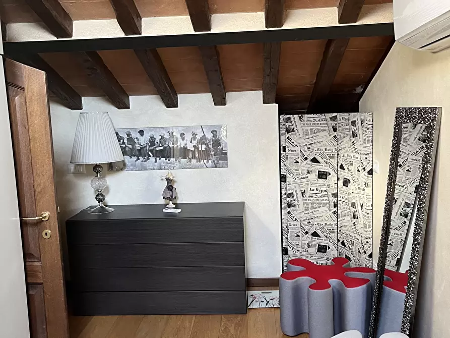 Immagine 8 di Casa indipendente in affitto  a Massarosa