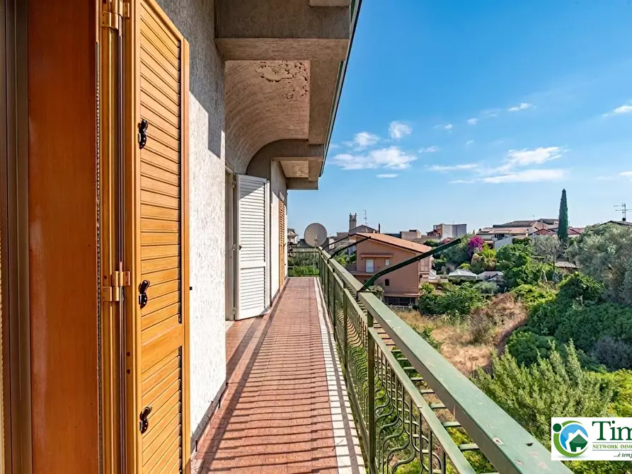 Immagine 29 di Villa in vendita  in Via Roma 29 a Sant'agata Li Battiati