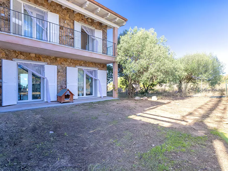 Immagine 9 di Appartamento in vendita  a Trinità D'agultu E Vignola